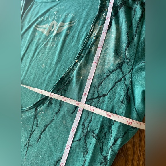 Affliction Short Sleeved Tee Size Small - Picture 11 of 11